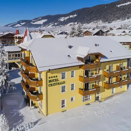 Hotel Cristallo 4*