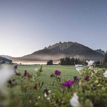 Cristallo Hotell Toblach